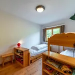 Chesa Gravulaina - Apartman Madulain