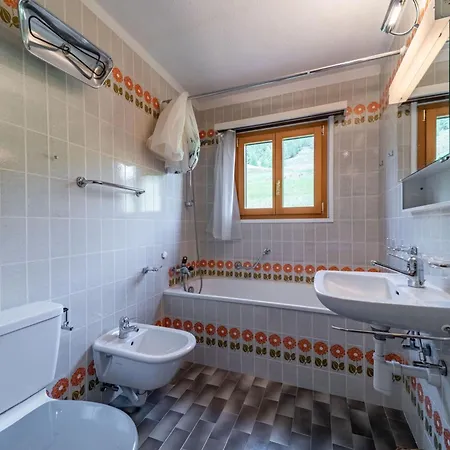 Chesa Gravulaina - Apartment Madulain