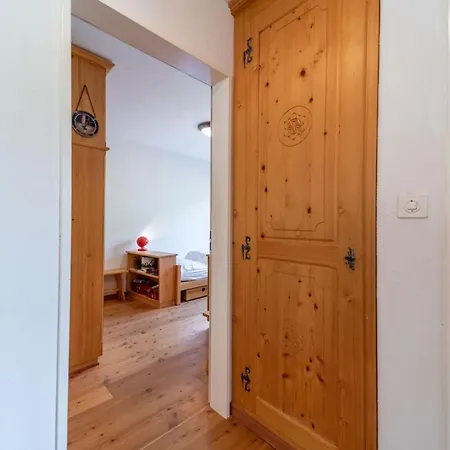 Chesa Gravulaina -