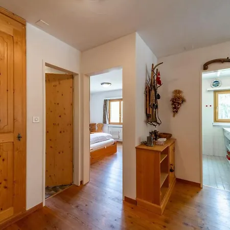 Apartamento Chesa Gravulaina - *