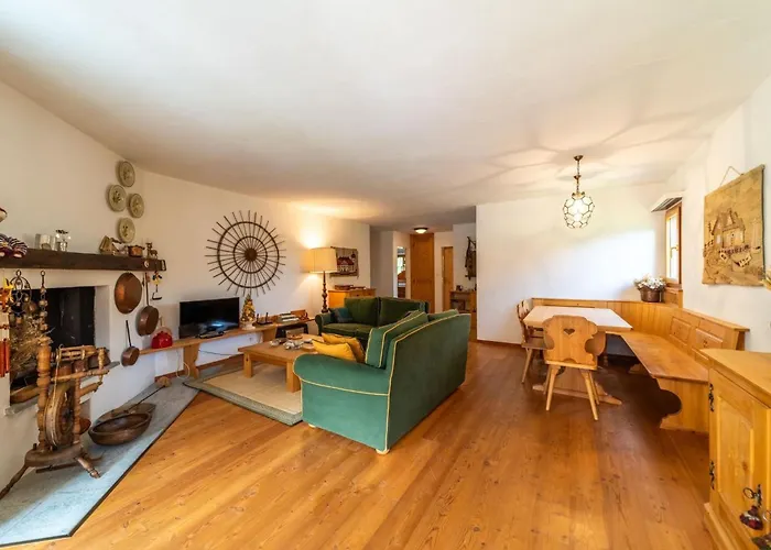 Apartman Chesa Gravulaina - *